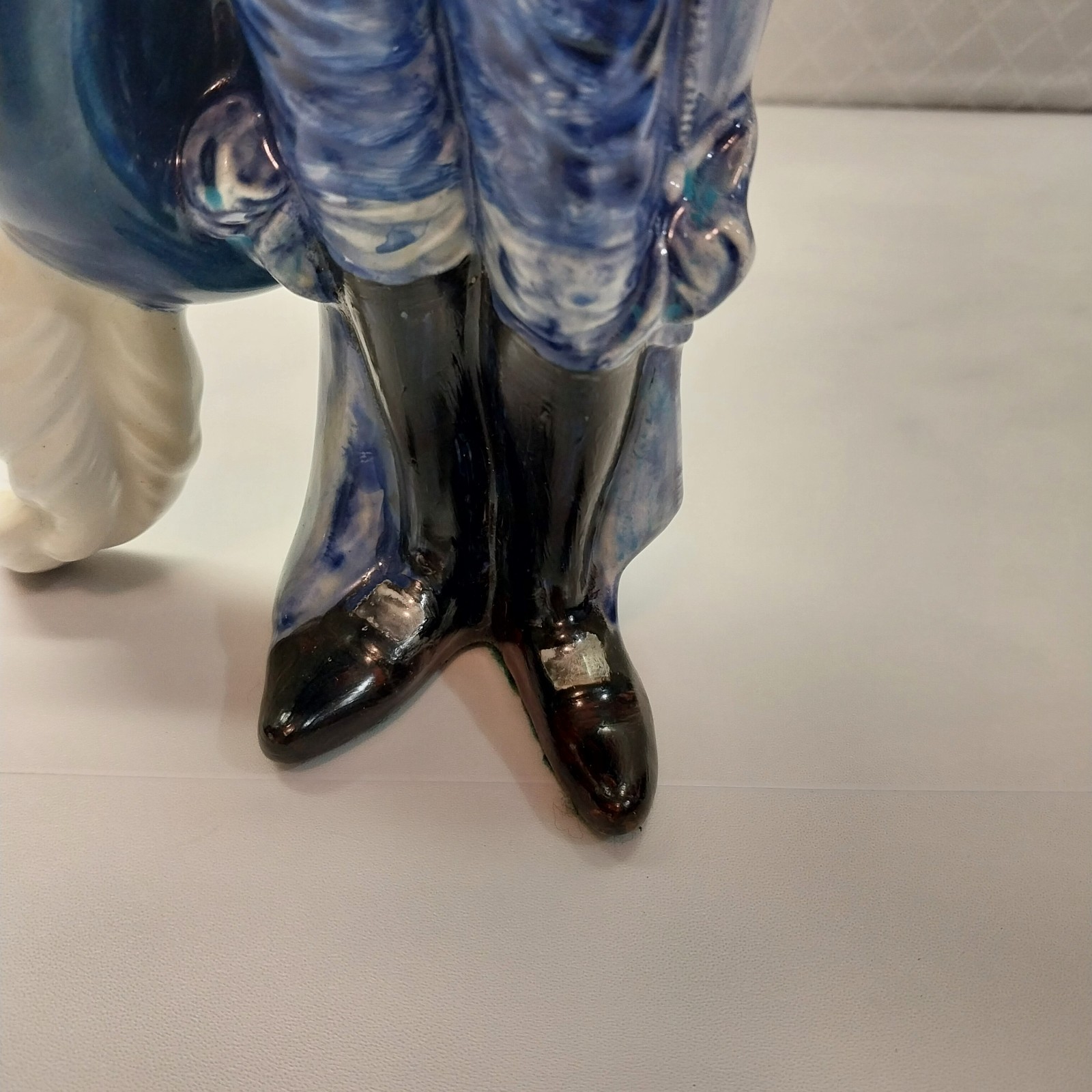 The Blue Boy Antique Decor Set – Print 17.5X13 and Porcelain Sculpture 12&Prime; 1930s