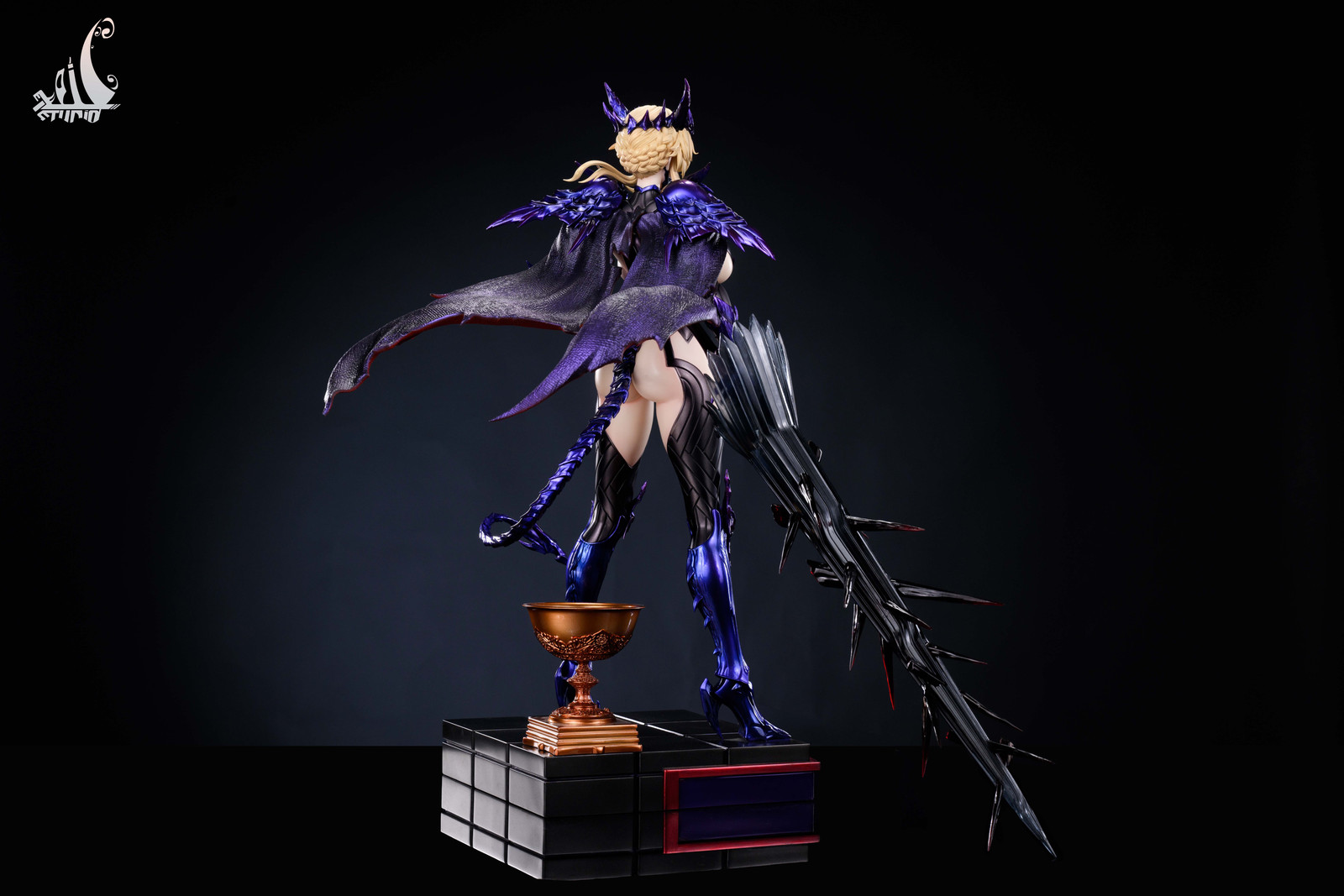 Xpic Studio Lancer Altria Pendragon Lancer Alter Resin 1pcs Figure DX Presale