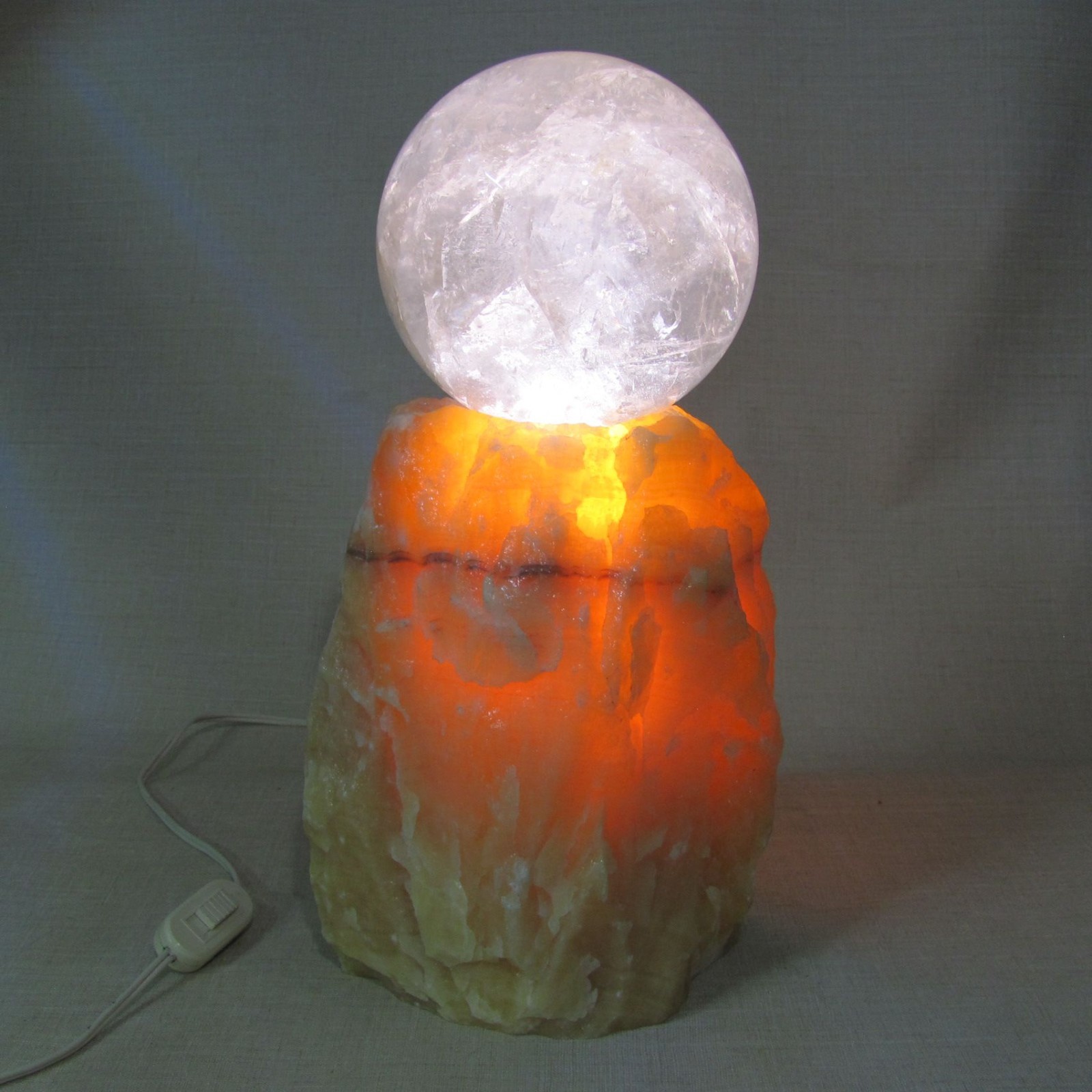 CLEAR QUARTZ SPHERE LAMP SCULPTURE ON YELLOW CALCITE BASE 30 LB COLLECTOR PIECE