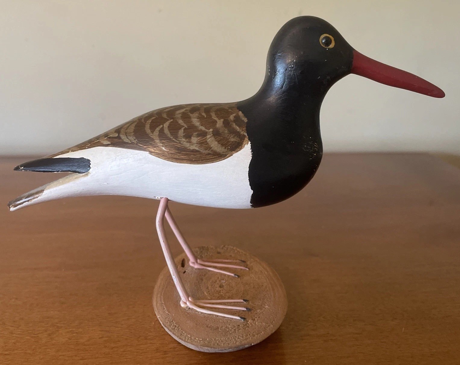 Vintage Wooden Hand Carved/Painted Oyster Catcher Bird Herb Daisey Signed 1988