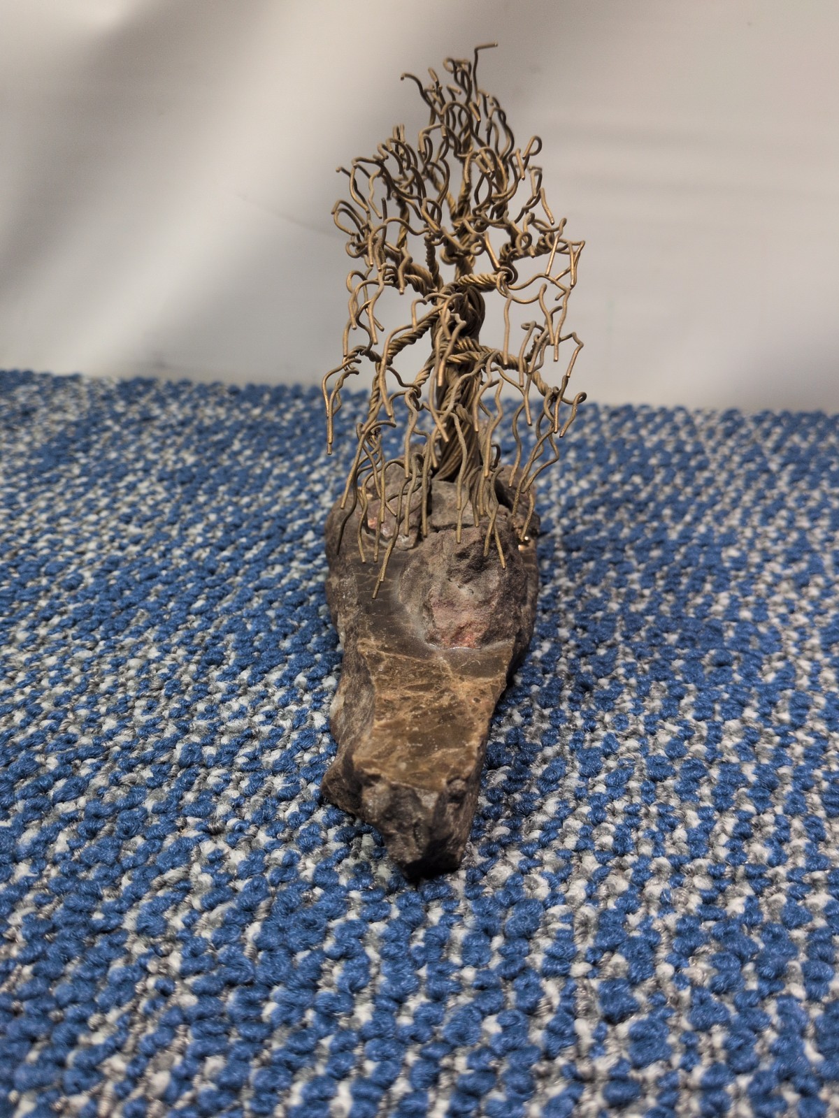 Gerald Wayne Sanders 1995 Signed Wire Bonsai Sculpture Windswept Tree Stone Base