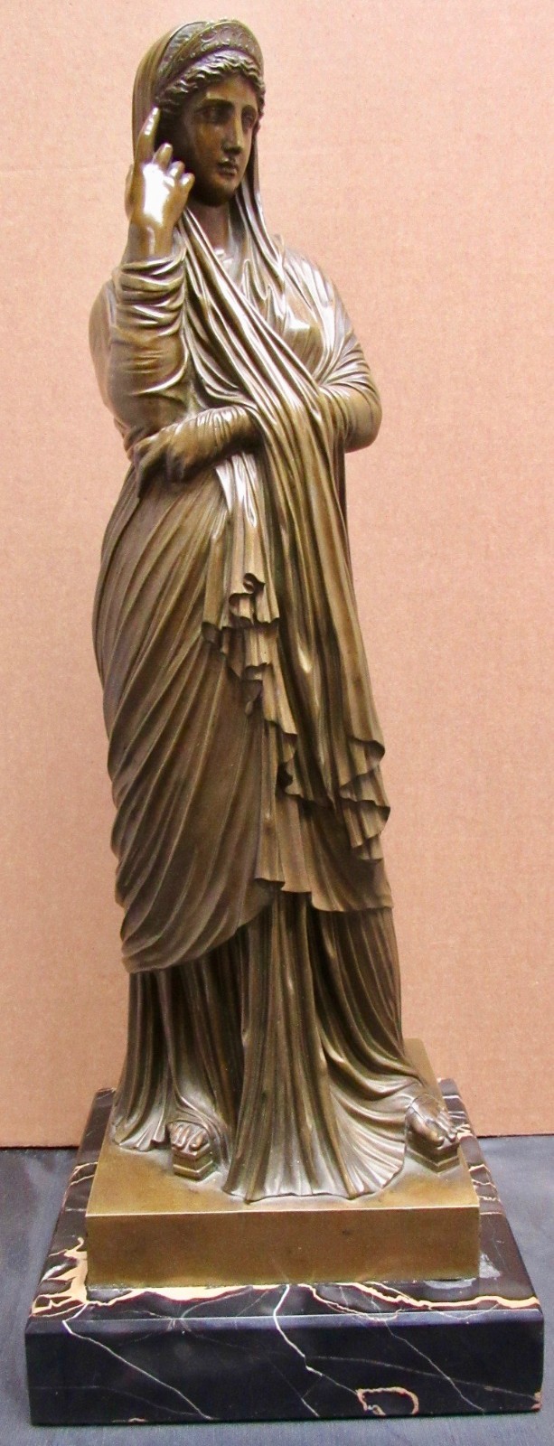 PUDICITY CLASSICAL ROMAN BRONZE STATUE P. CHIAPPARELLI 1860&rsquo;S 16.5 INCHS EX.COND