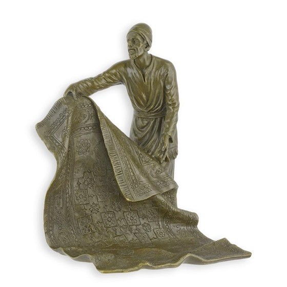 Bronze Sculpture of an Arab Carpet Seller Vienna style after Franz Bergman