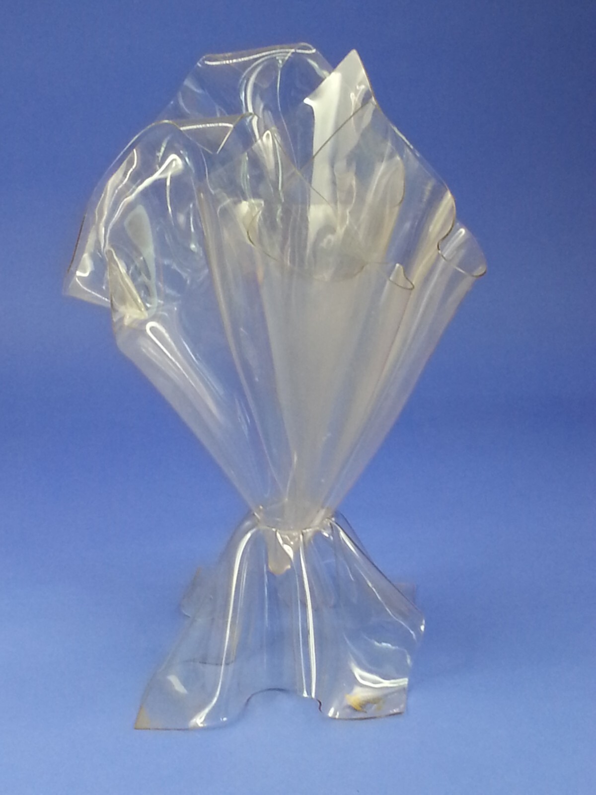 2pc Vtg Clear Acrylic Lucite Handkerchief Pinched Artisan Signed Art