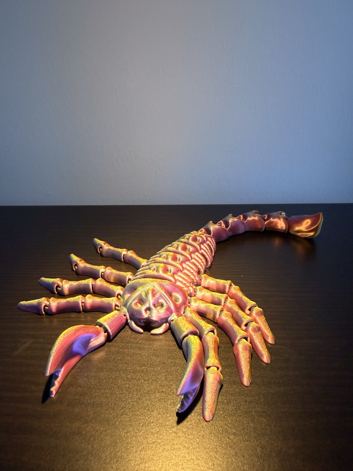 Flexible Articulated Scorpion – 3D Printed Fidget Toy – Silk Color Shift PLA