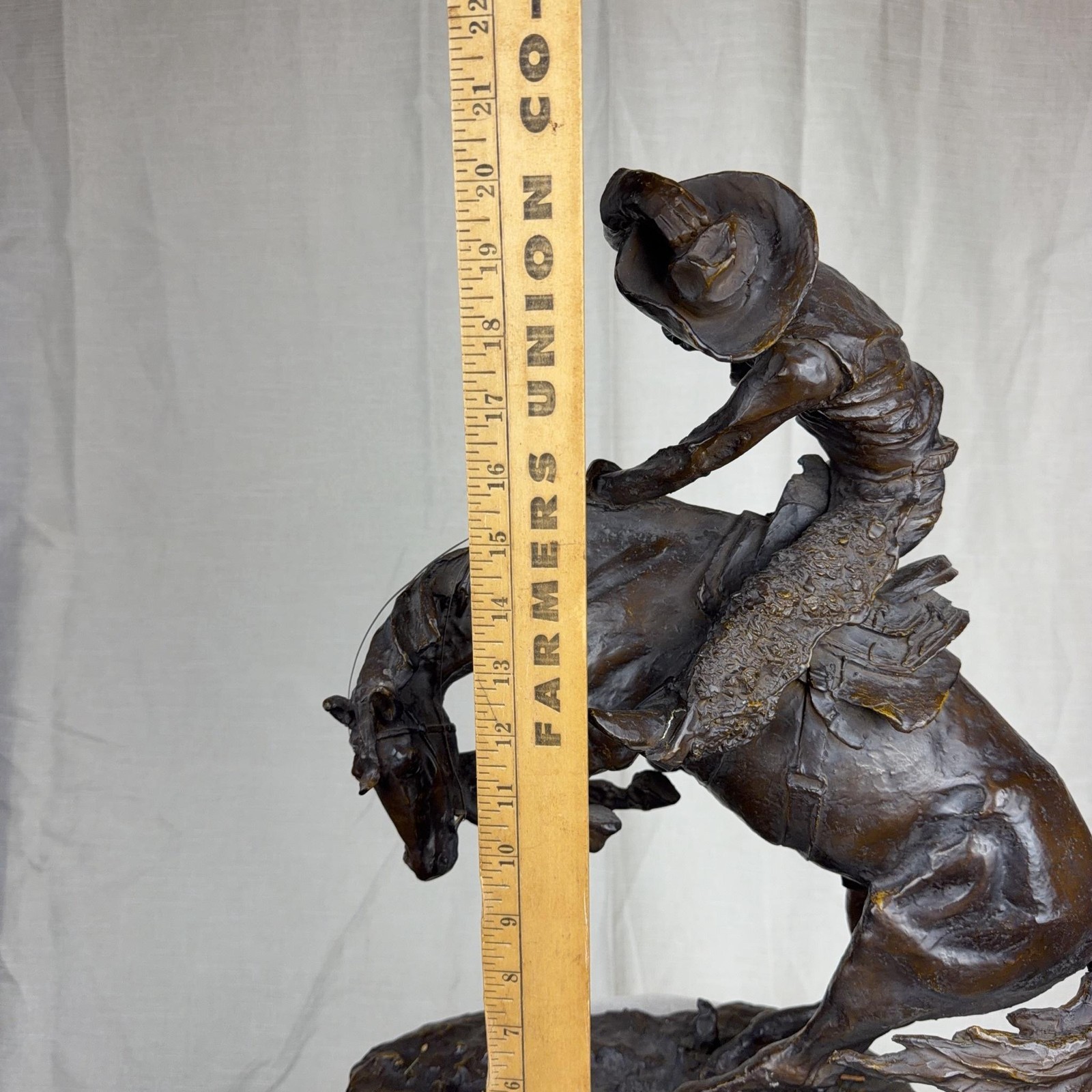 Frederic Remington Cowboy On Horse Bronze Western « The Rattlesnake » Large Signed