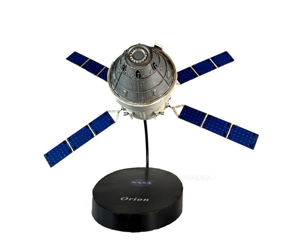Orion Space Crew Capsule Spacecraft Metal Model 9&Prime; NASA Deep Space Exploration