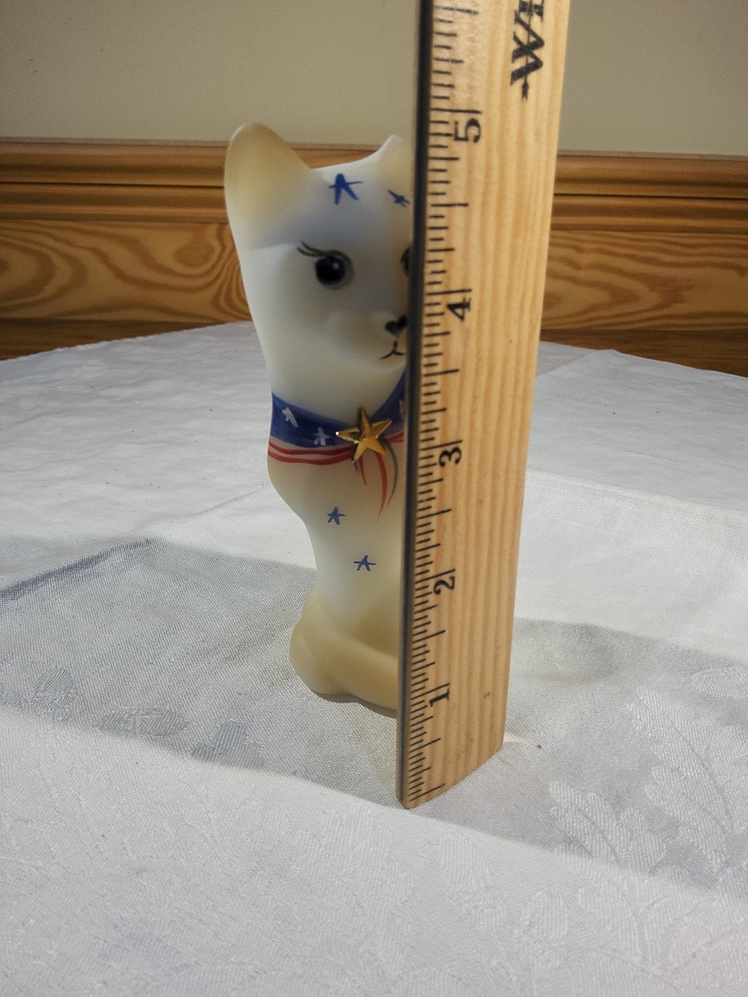 Fenton QVC 2010 Opal Satin Glass Patriotic Stylized Cat P Lauderman CHIPPED READ