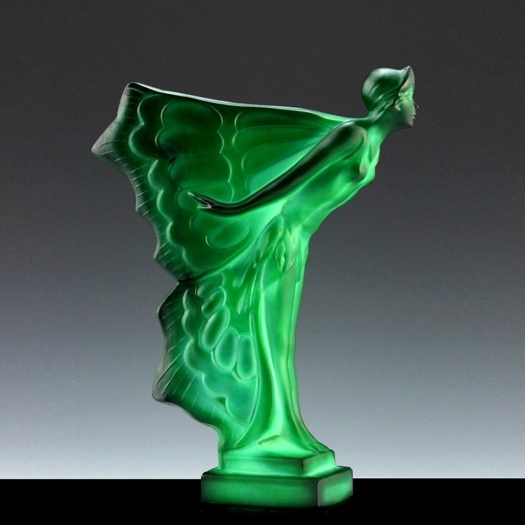1930&prime; H.Hoffmann Rolls Royce Hood Ornament &lsquo; Flying Lady &lsquo; Malachite Art Glass