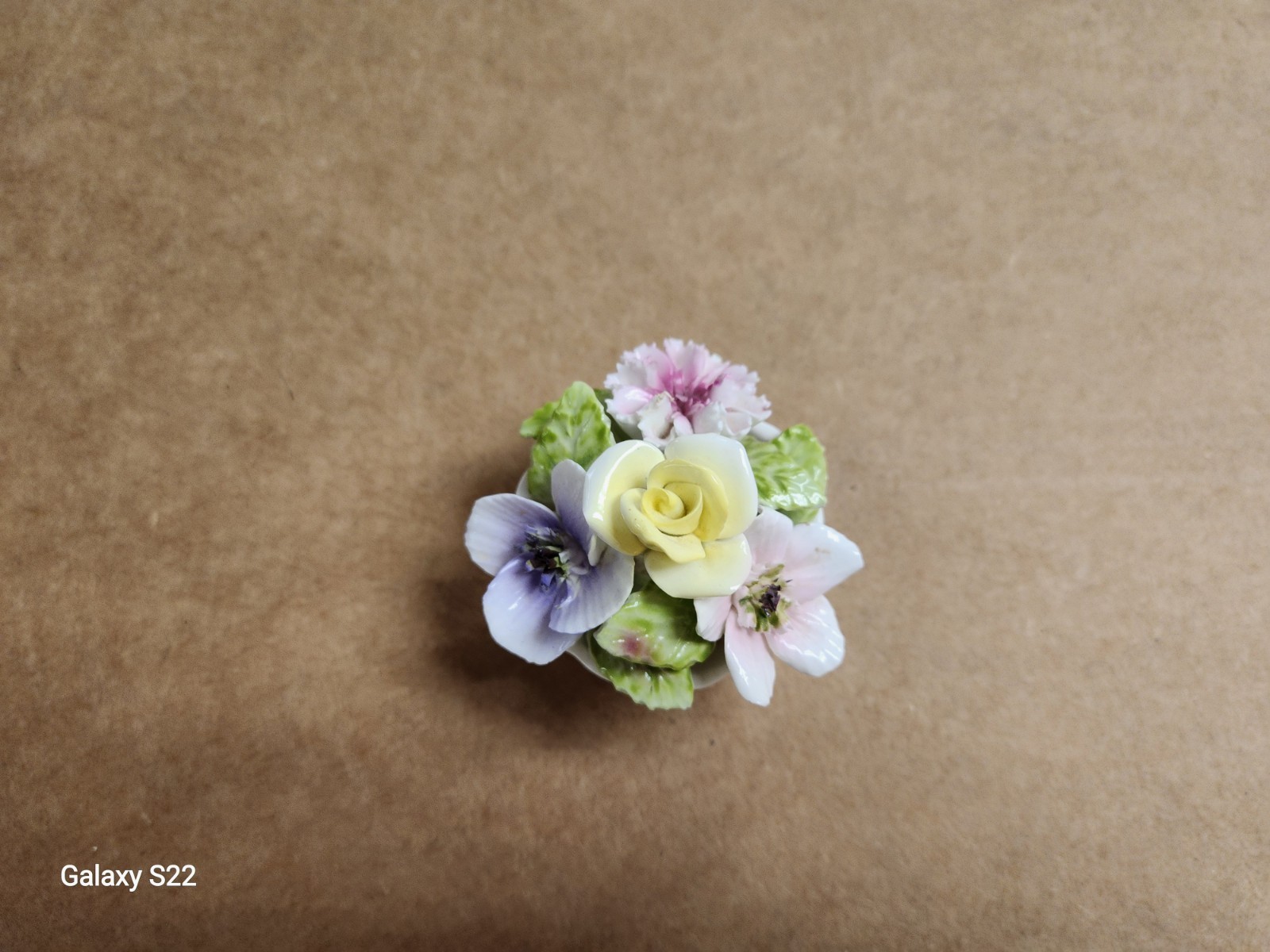 Ceramic Flowers, 3&Prime; x 3&Prime;