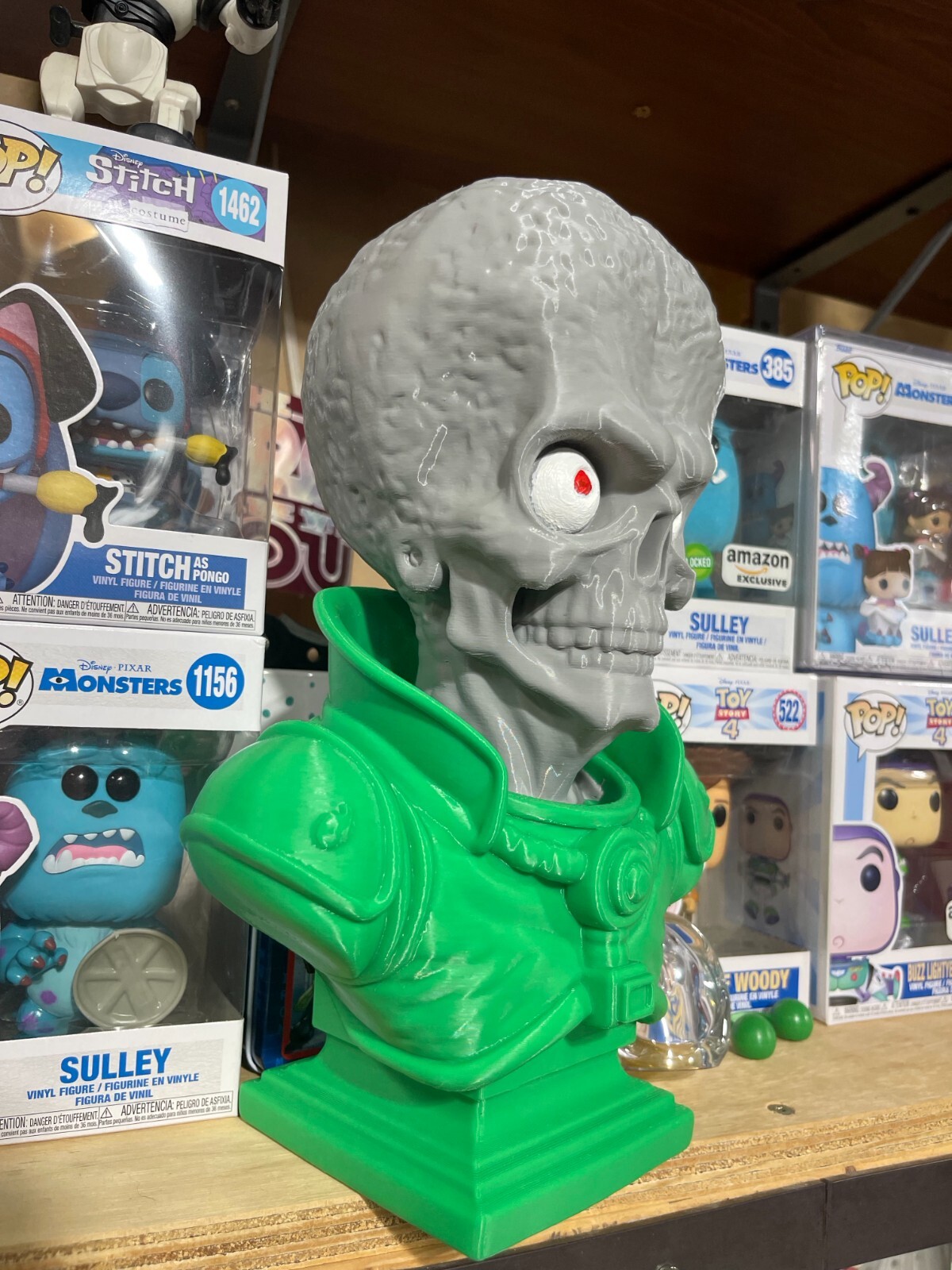 Large 12&Prime; Detailed Mars Attacks Alien Martian Sculpture Head Sci-Fi Décor Statue