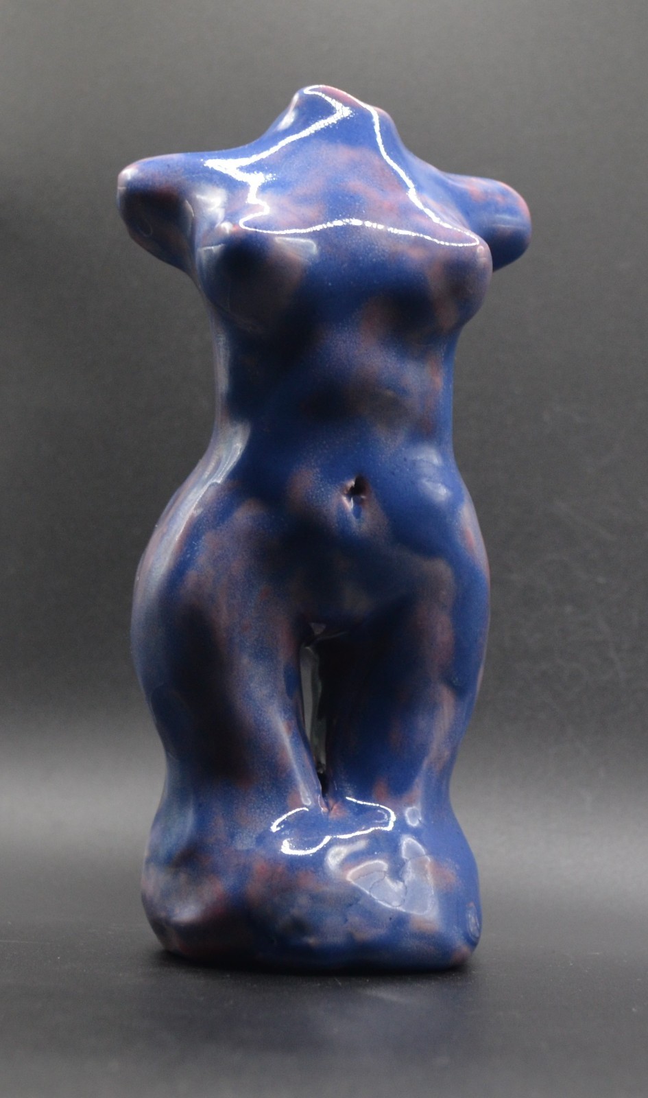 « Delightful Rachel » – Expensive Clay sculpture. Hand made & glazed. Unique.