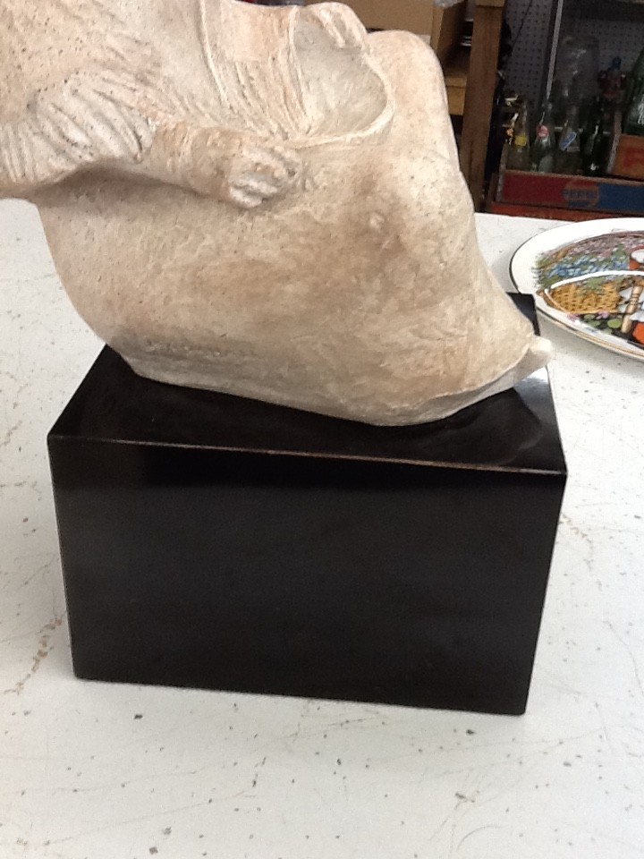 Austin Productions Sculpture Seated Squaw James Marshall 1983 12&Prime; Tall Vintage