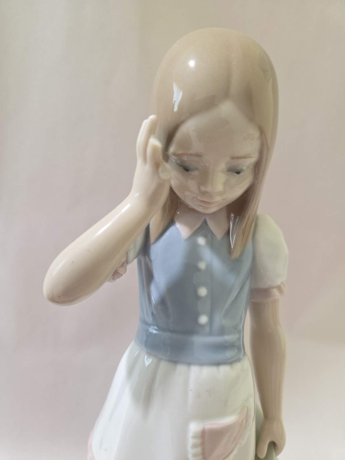 Lot Of 2 Lladro Figurines Girls Flowers Made In Spain Some Chips READ