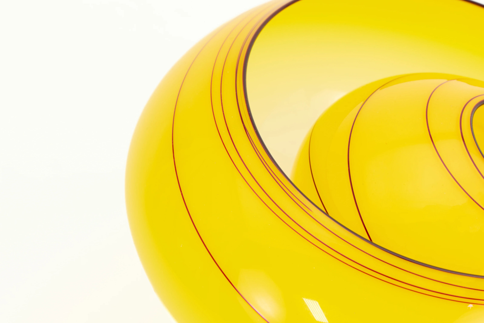 Dale Chihuly Jasmine Basket Pair Signed Portland Press 2010 Hand-Blown Glass