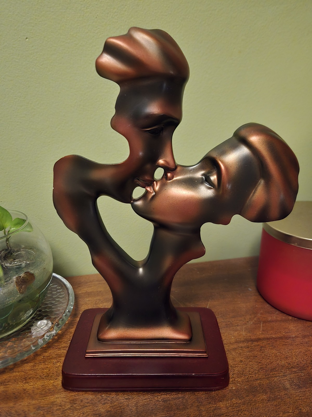 Kissing Couple Art Deco Style Love Sculpture Resin w/Wood Base Bronze Color 10&Prime;H
