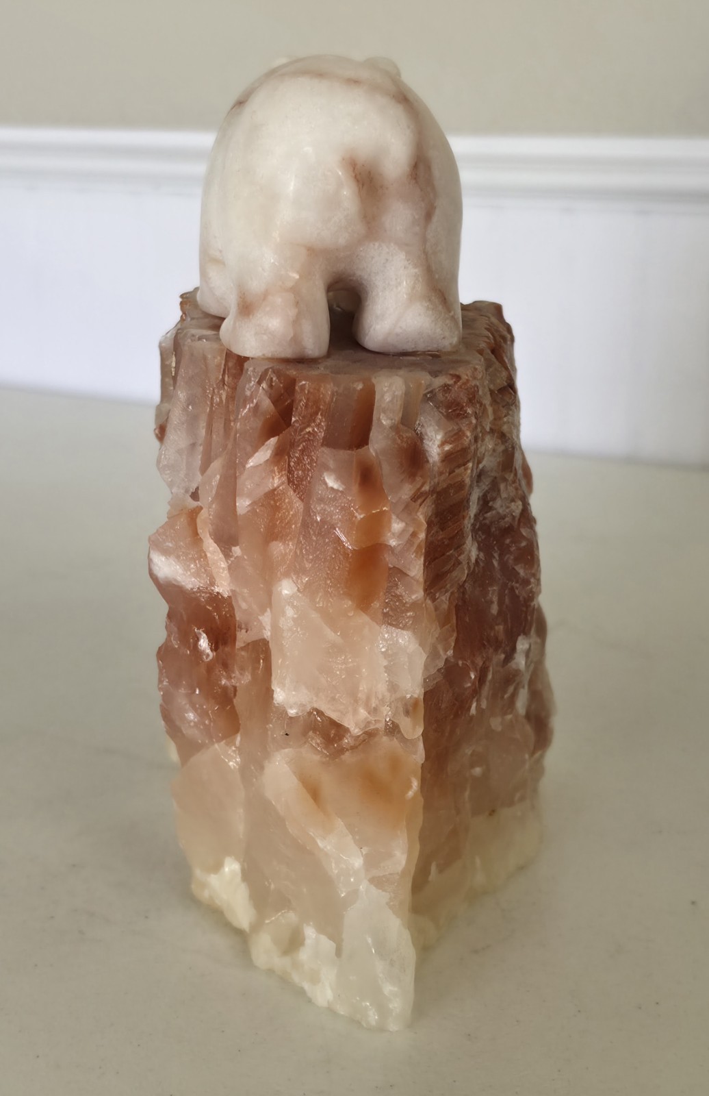 Eddie Lee SIGNED Carved 8&Prime; Alabaster Bear w/ Fish on Red Calcite Base – OOAK