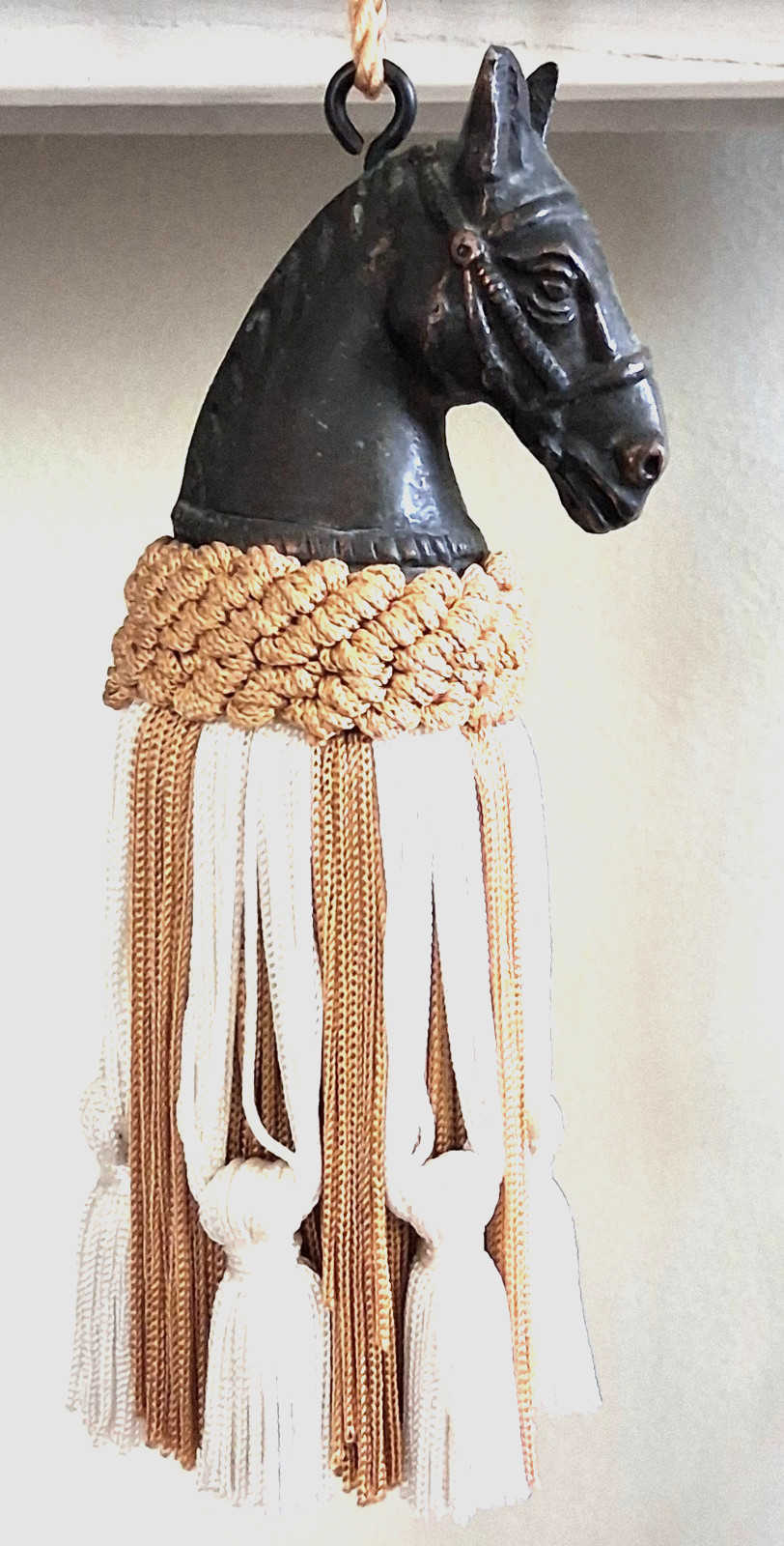 Vtg Bronze Sculpture Horse Equestrian design gold white Tassel Tieback
