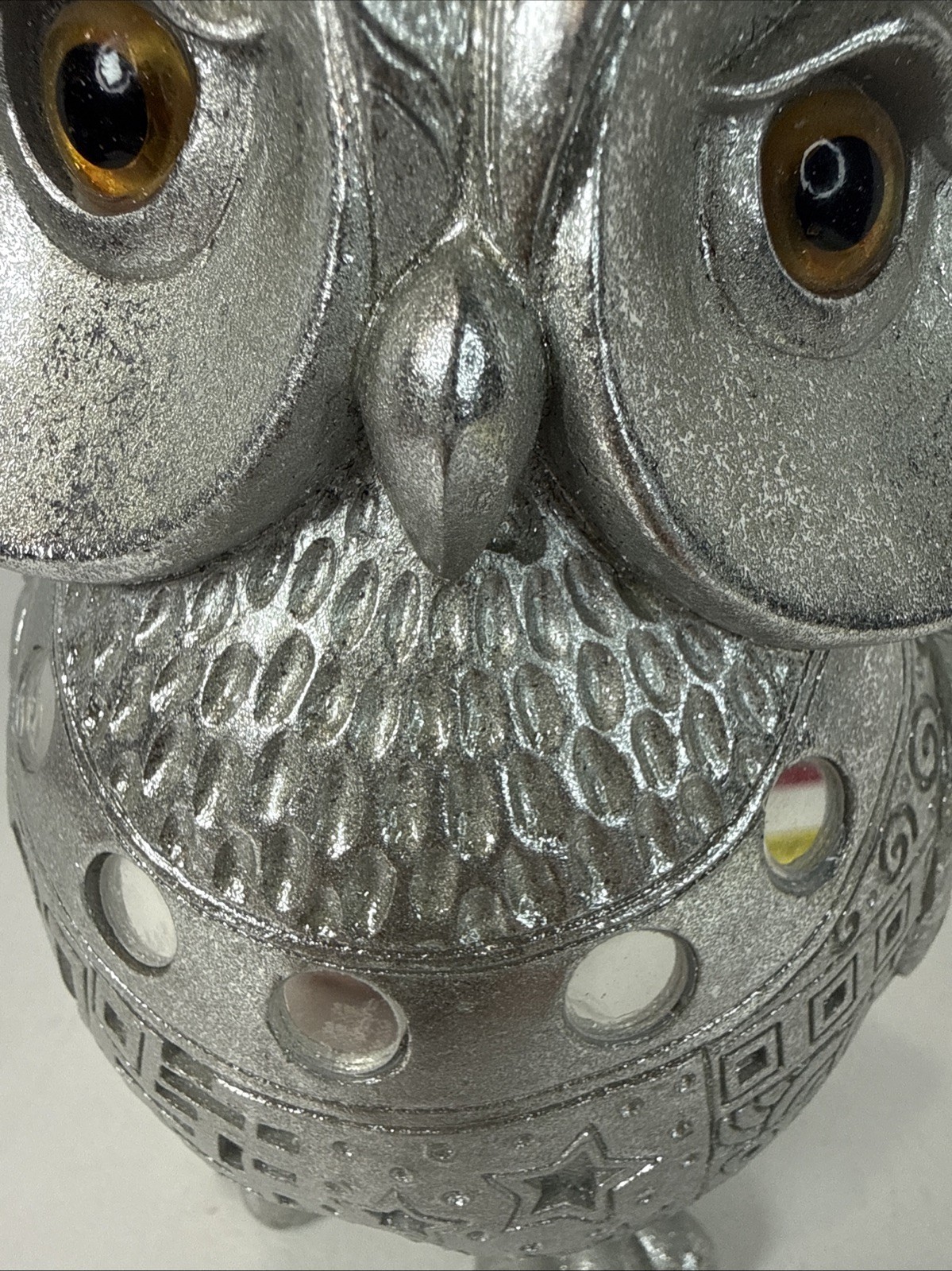 Beautiful Silver Colored Reason OWL Geometrical Design Hazel Eyes Mirrored Circl