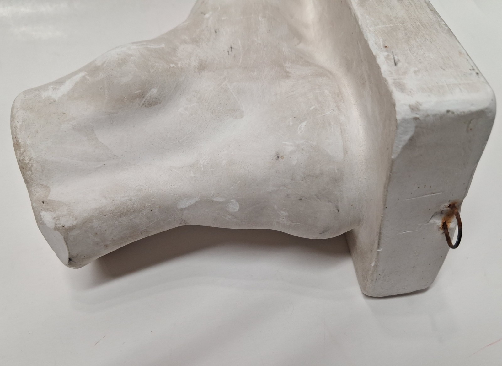 Vintage Aged Plaster Ladies Foot Sculpture Wall Hanging Toes Feet Cast Art Sz 8