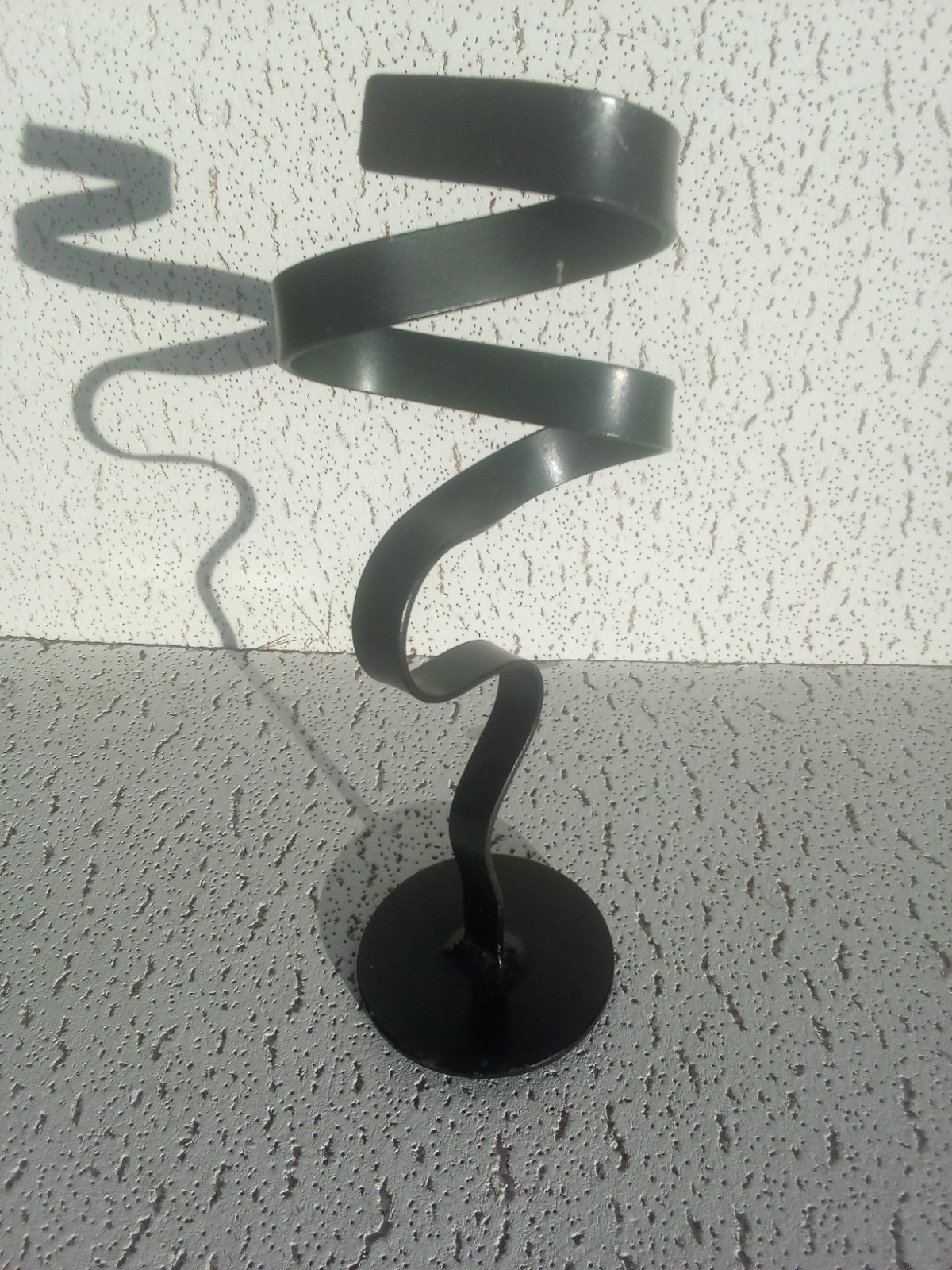 Metal Modern Abstract Art Sculpture Twisted Single Ribbon w/ Base Gloss Black