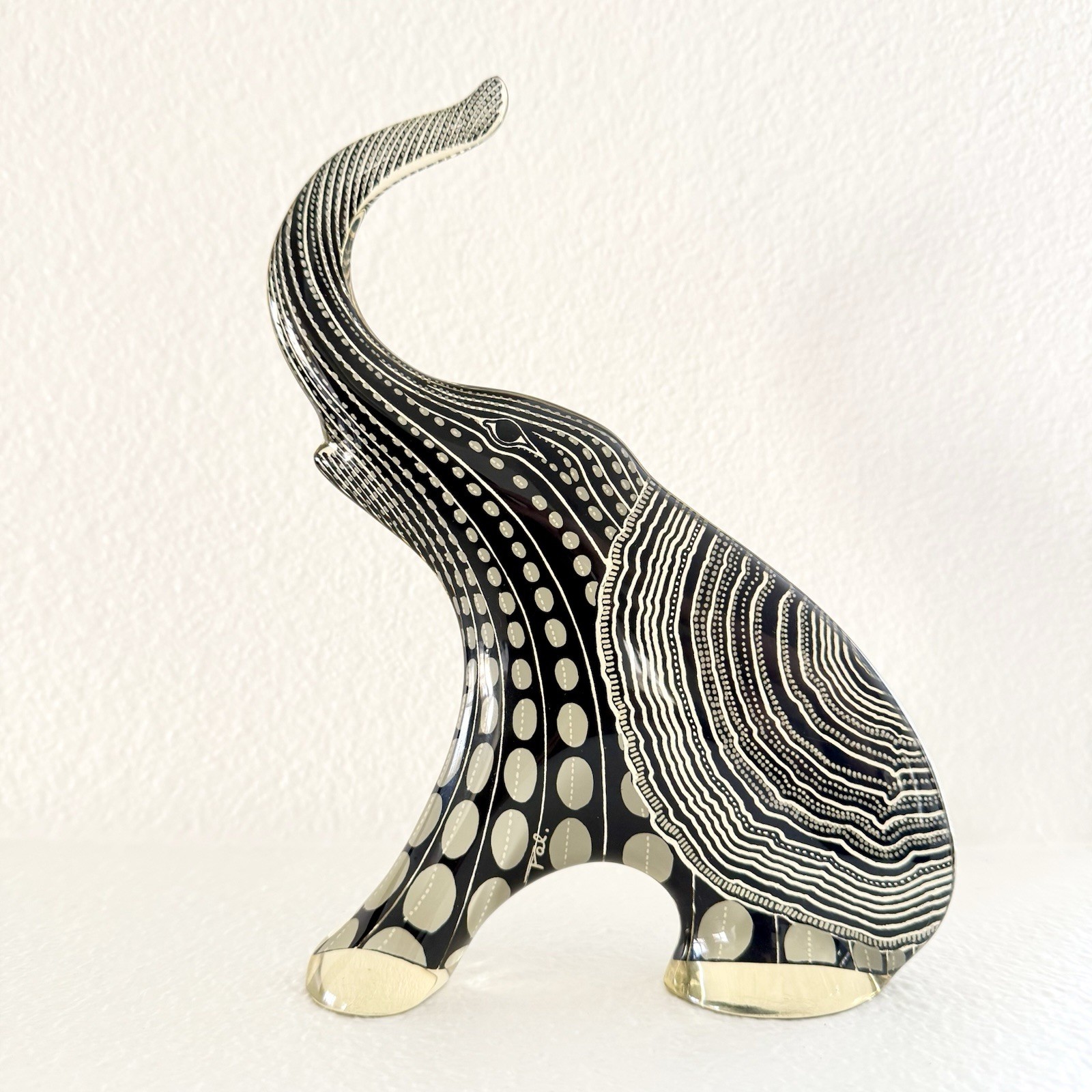 Abraham Palatnik Brazil Optic Lucite Elephant Art Sculpture MCM Mid Century 10”