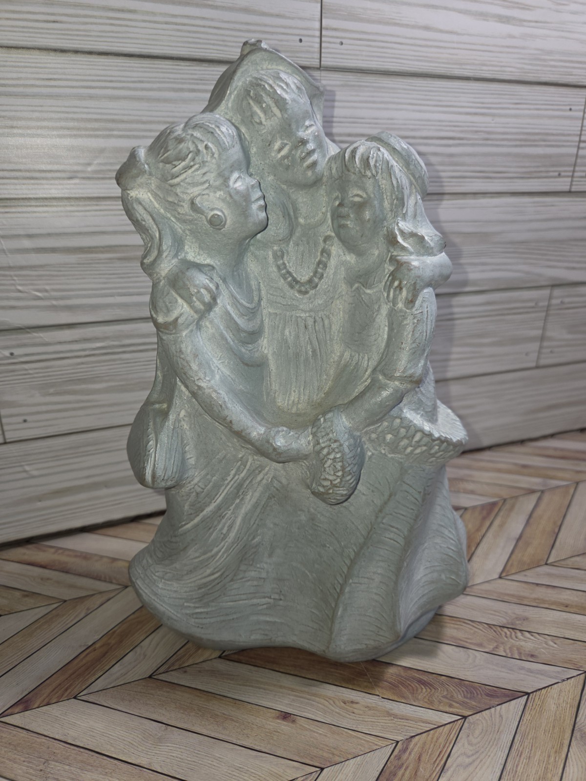 2003 Signed Isabel Bloom Cement Sculpture 3 Sisters Together Girls Dressed Up