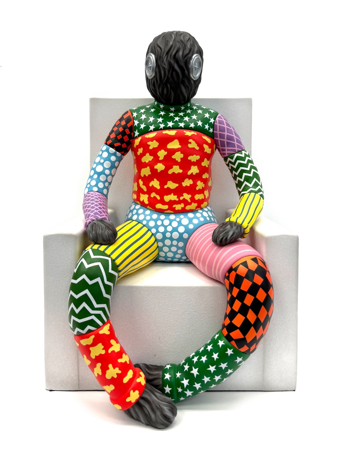 Suanjaya Kencut « Positioning » 2022 | Resin Sculpture | Edition of 100 | GallArt