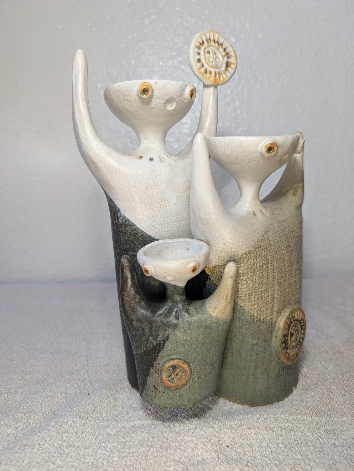 Vtg Original Unique Pottery Stoneware Artwork By Milt Kohl Alien People Figures