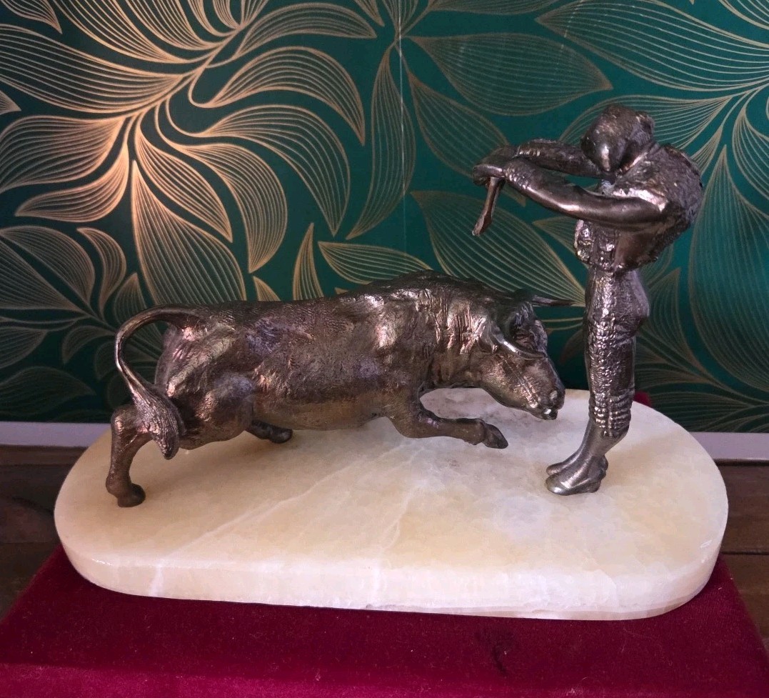 Bronze bull fighter matador on marble,vintage Rare NICE