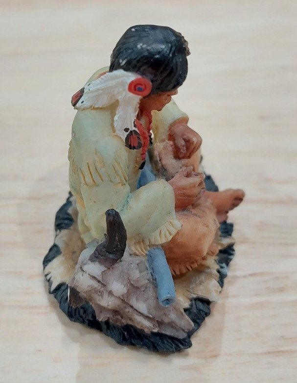 Vintage Indian Chief Resin Sculpture Figurine Statue Art Putting on Shoe 2.4&Prime;