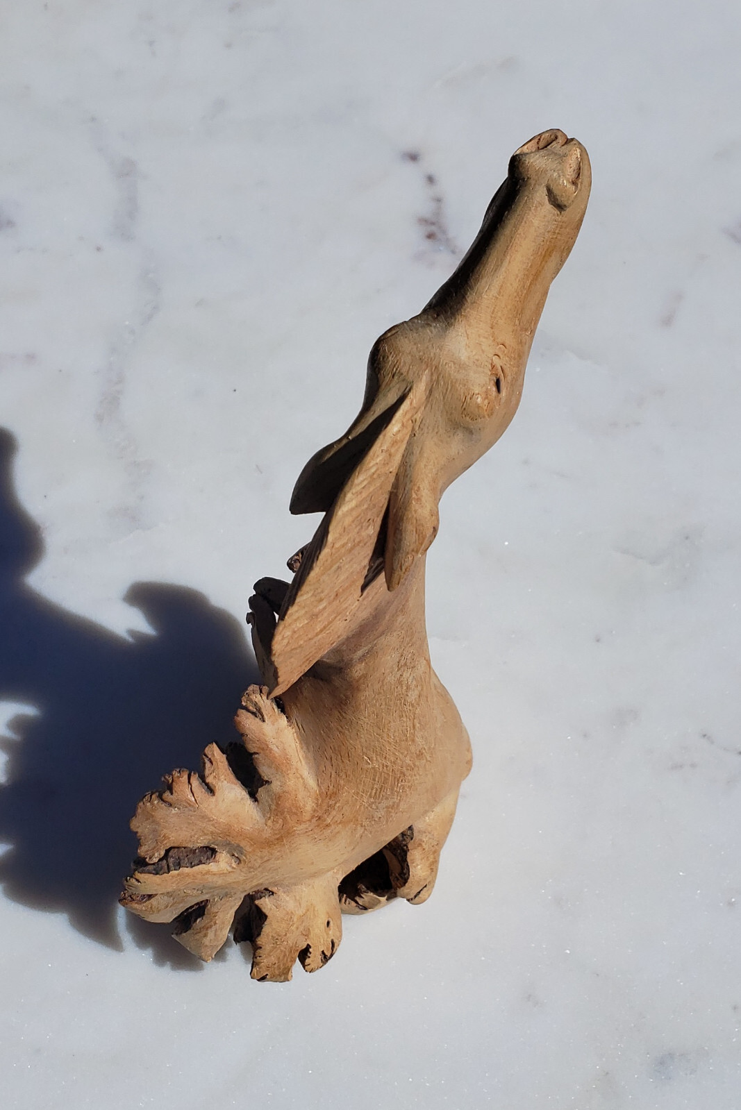 JOHN SIM – b. INDONESIA d. 2018 OCALA, FL – MASTER WOODCARVER – « BRAYING HORSE »