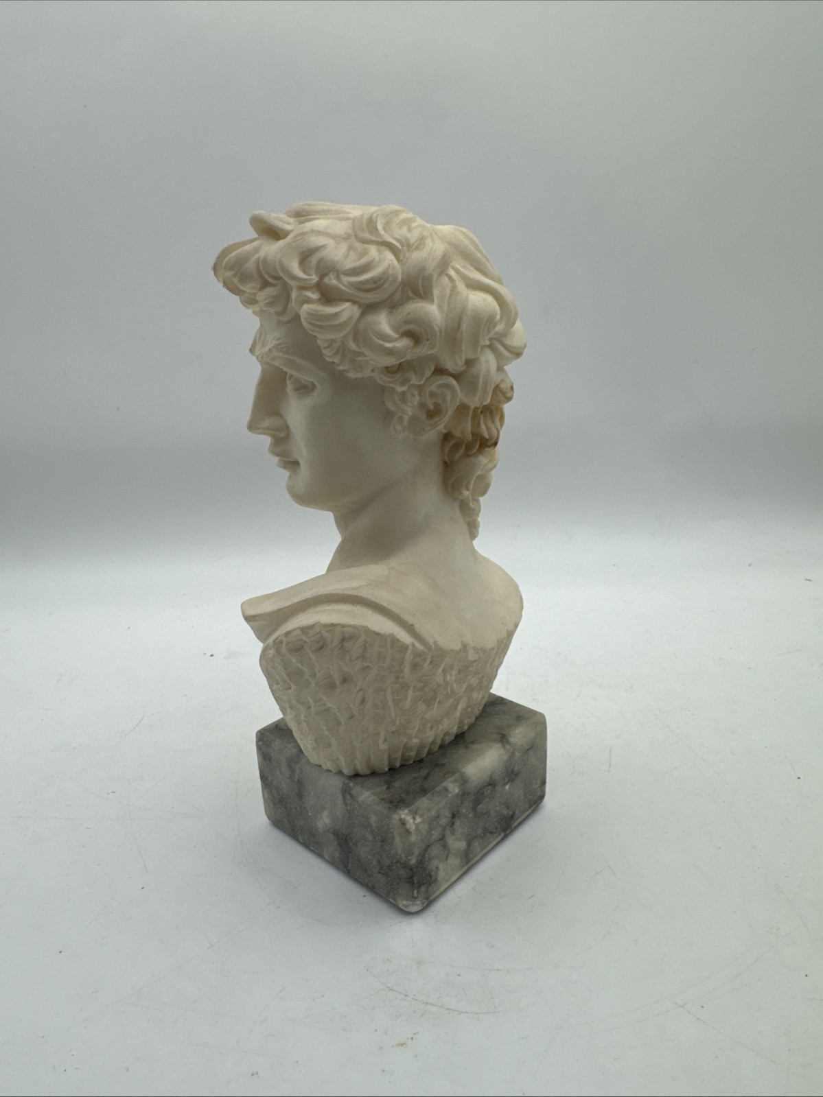 Vintage Michelangelo David Bust Carved Alabaster Marble Base 6,5