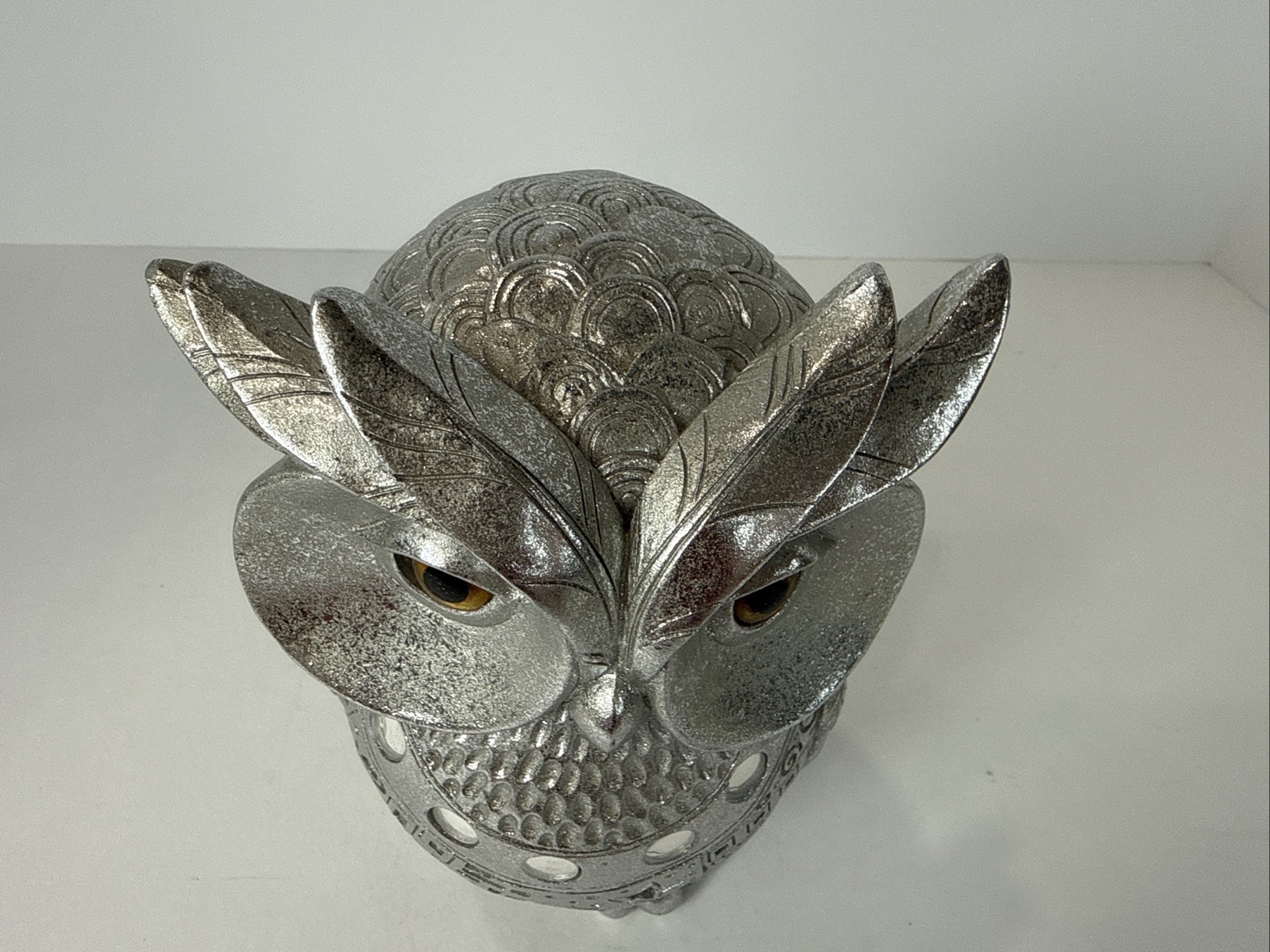 Beautiful Silver Colored Reason OWL Geometrical Design Hazel Eyes Mirrored Circl