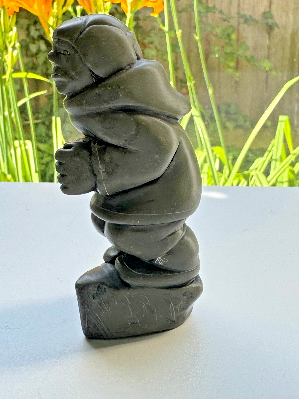 Inuit Stone Sculpture by Davidialuk Alasua Amittu (Povungnituk, Quebec) – Man 4&Prime;