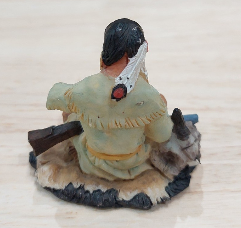 Vintage Indian Chief Resin Sculpture Figurine Statue Art Putting on Shoe 2.4&Prime;
