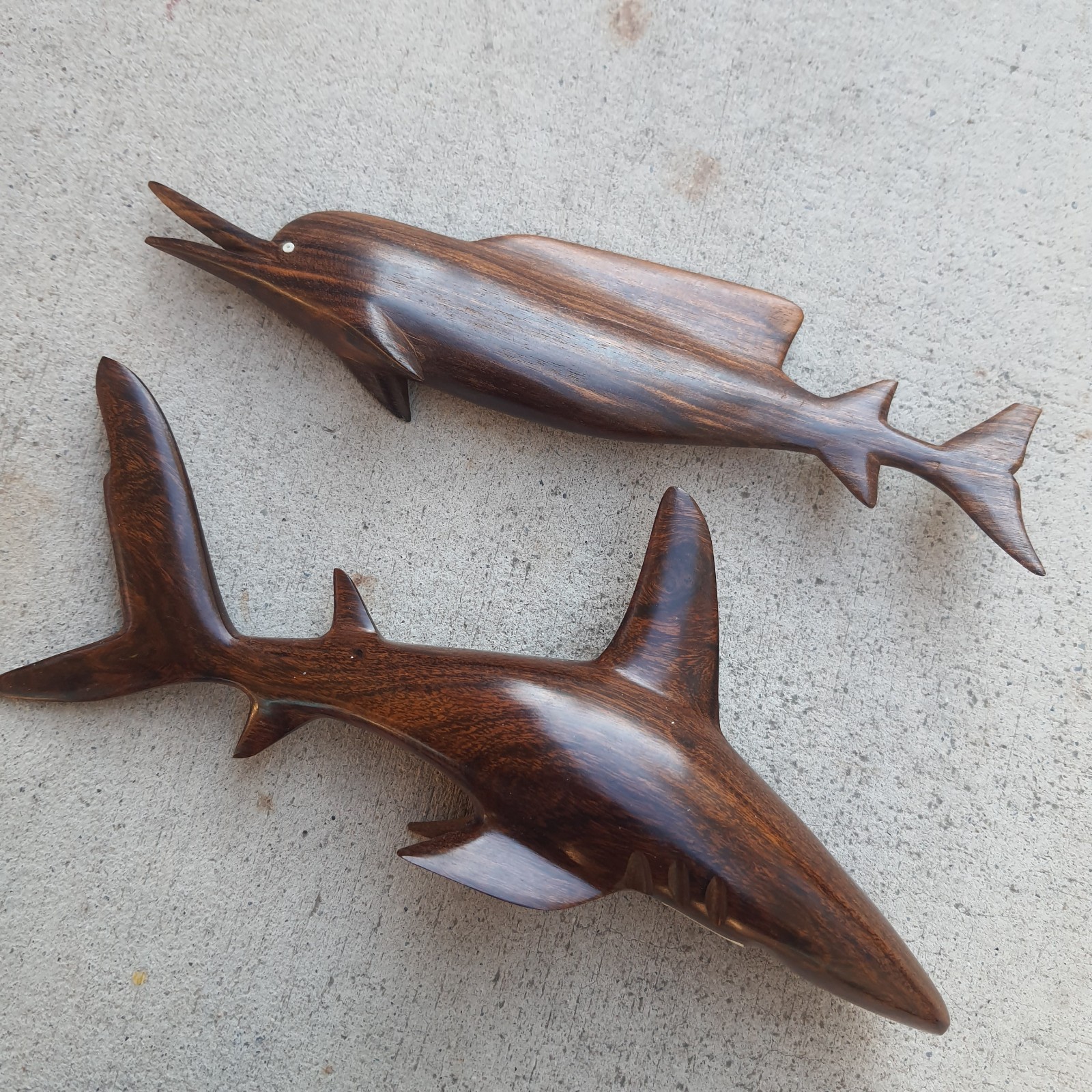 Lot of 2 VTG Ironwood 9.5&Prime; Shark + Teak Wood 8.5&Prime; Marlin Made In Mexico