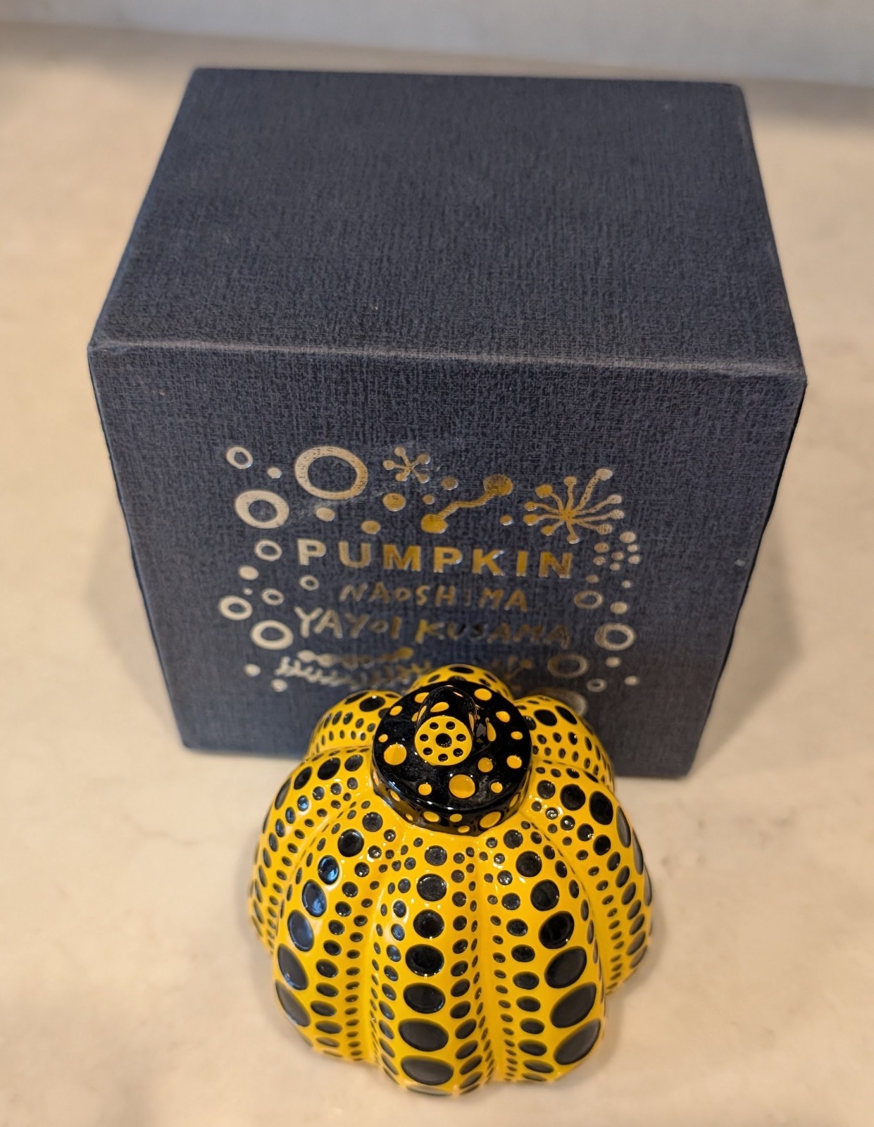 Yayoi Kusama Pumpkin Yellow Japan Naoshima Limited Edition BLUE Box New