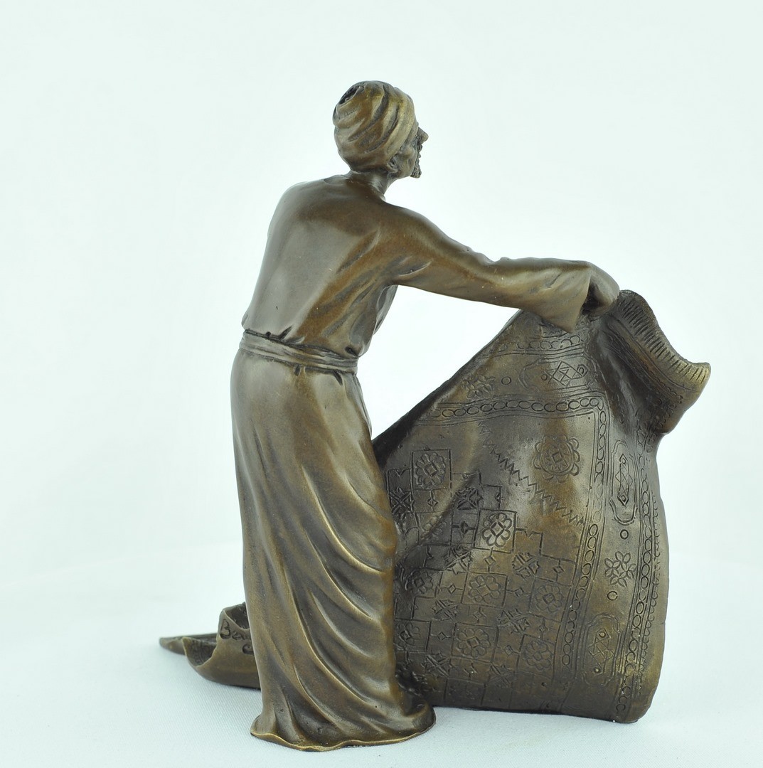 Art Deco Style Statue Sculpture Carpet seller Art Nouveau Style Bronze Signed