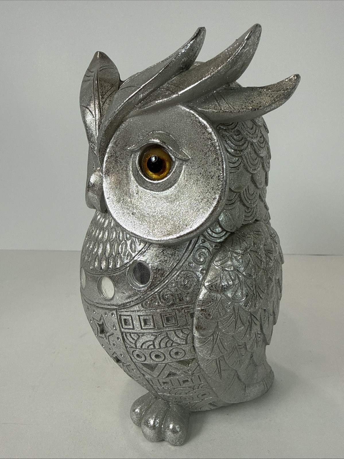 Beautiful Silver Colored Reason OWL Geometrical Design Hazel Eyes Mirrored Circl