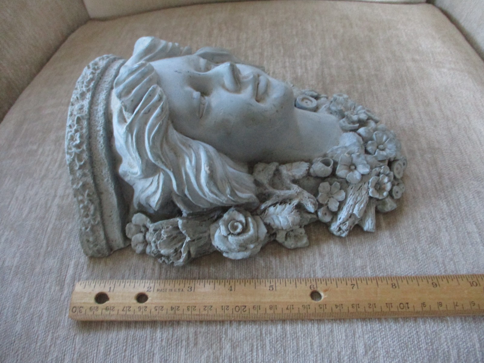 Vintage Art Noveau Resin Woman&rsquo;s Face Flowers Wall Sconce/Shelf