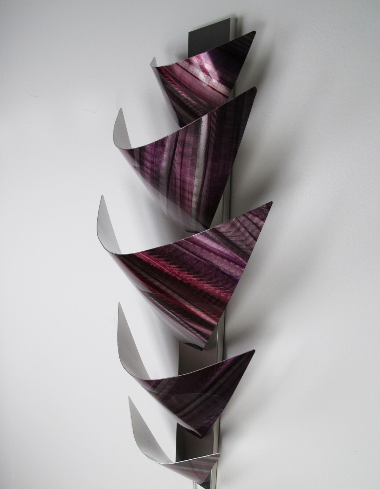Metal Wall Art Torchiere Lamp Sculpture Home Decor Purple Modern Abstract LED