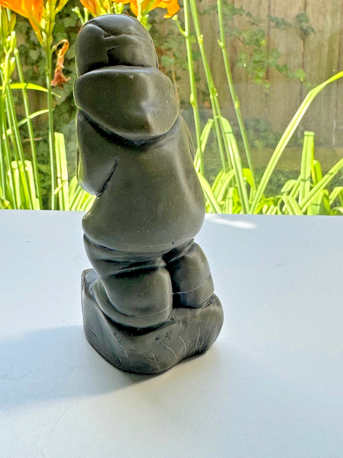 Inuit Stone Sculpture by Davidialuk Alasua Amittu (Povungnituk, Quebec) – Man 4&Prime;