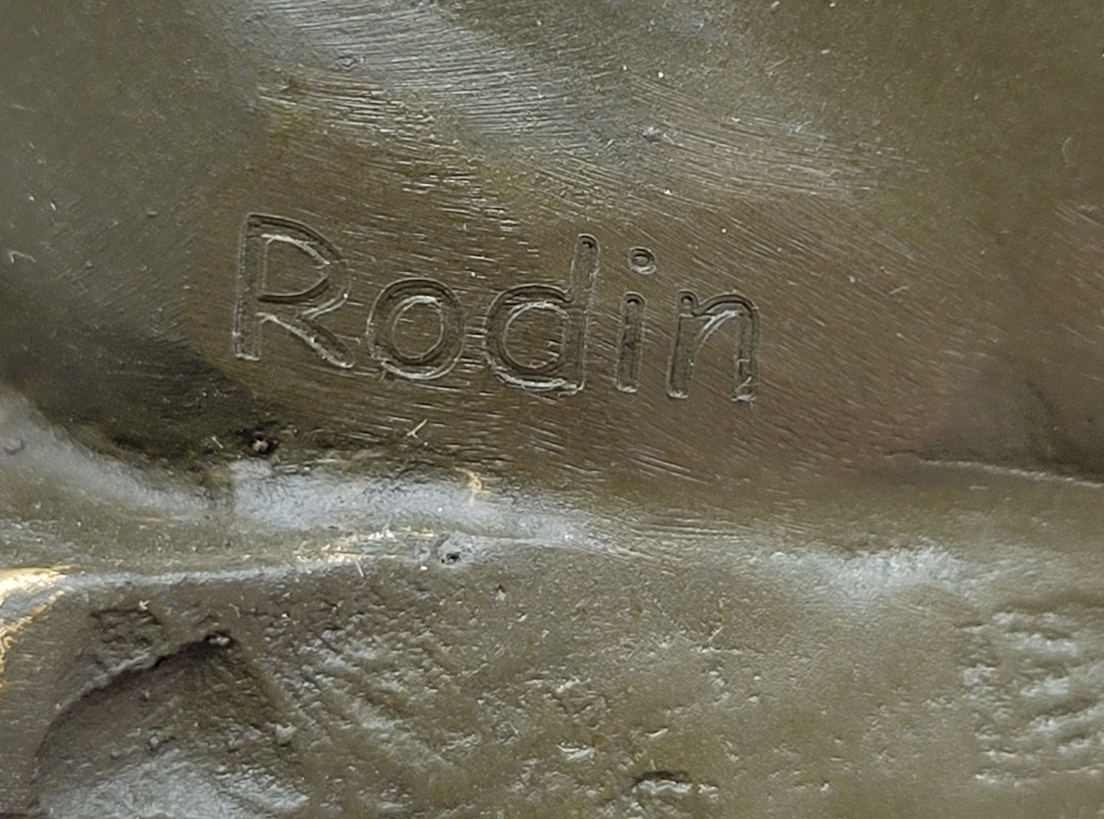 Bronze Sculpture on Marble Base After Rodin`s « The Thinker » – Signed Classic Art