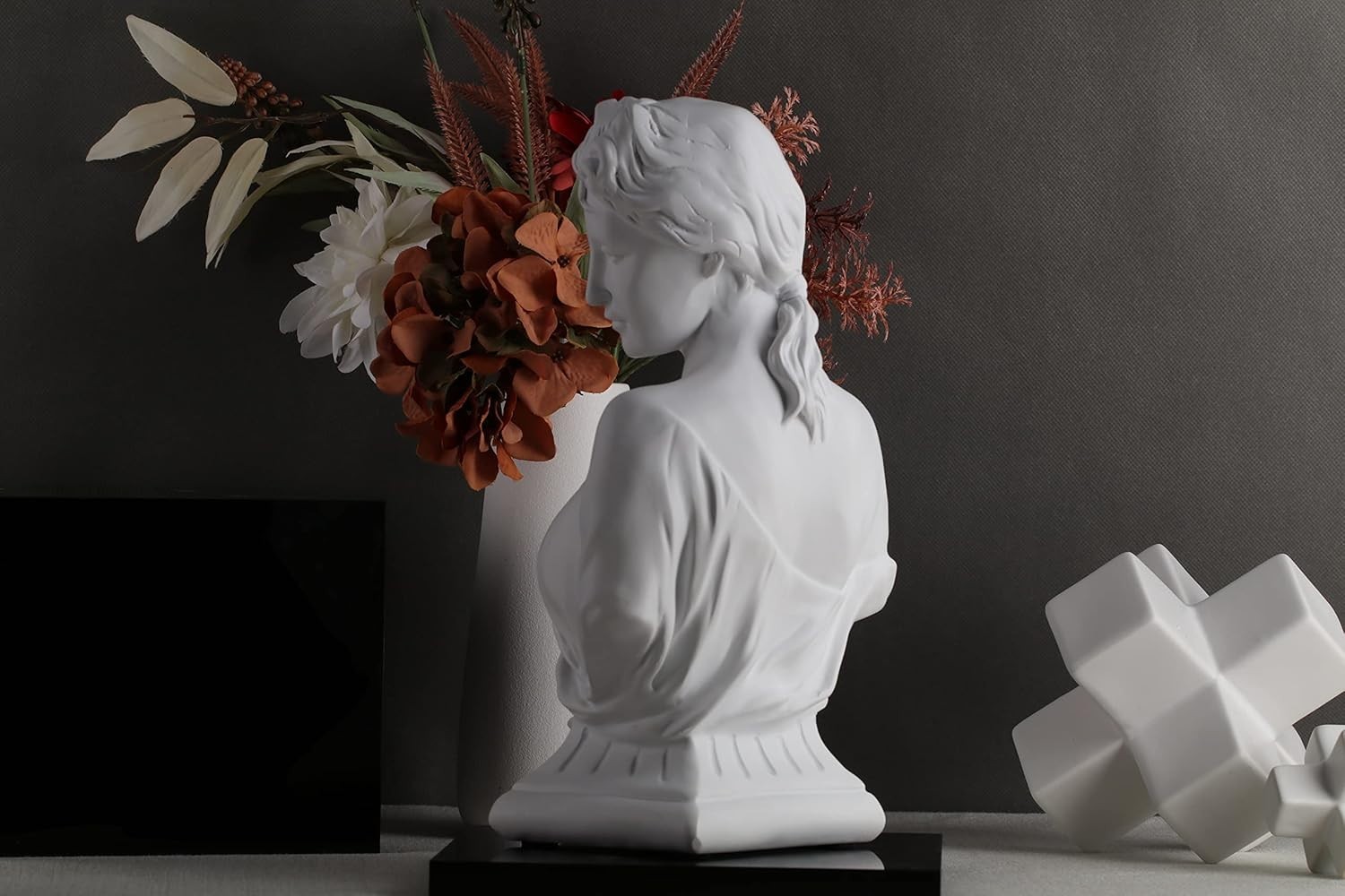 12&Prime; Classical Maiden Bust Statue Young Woman Sculpture Modern Home Office Decor