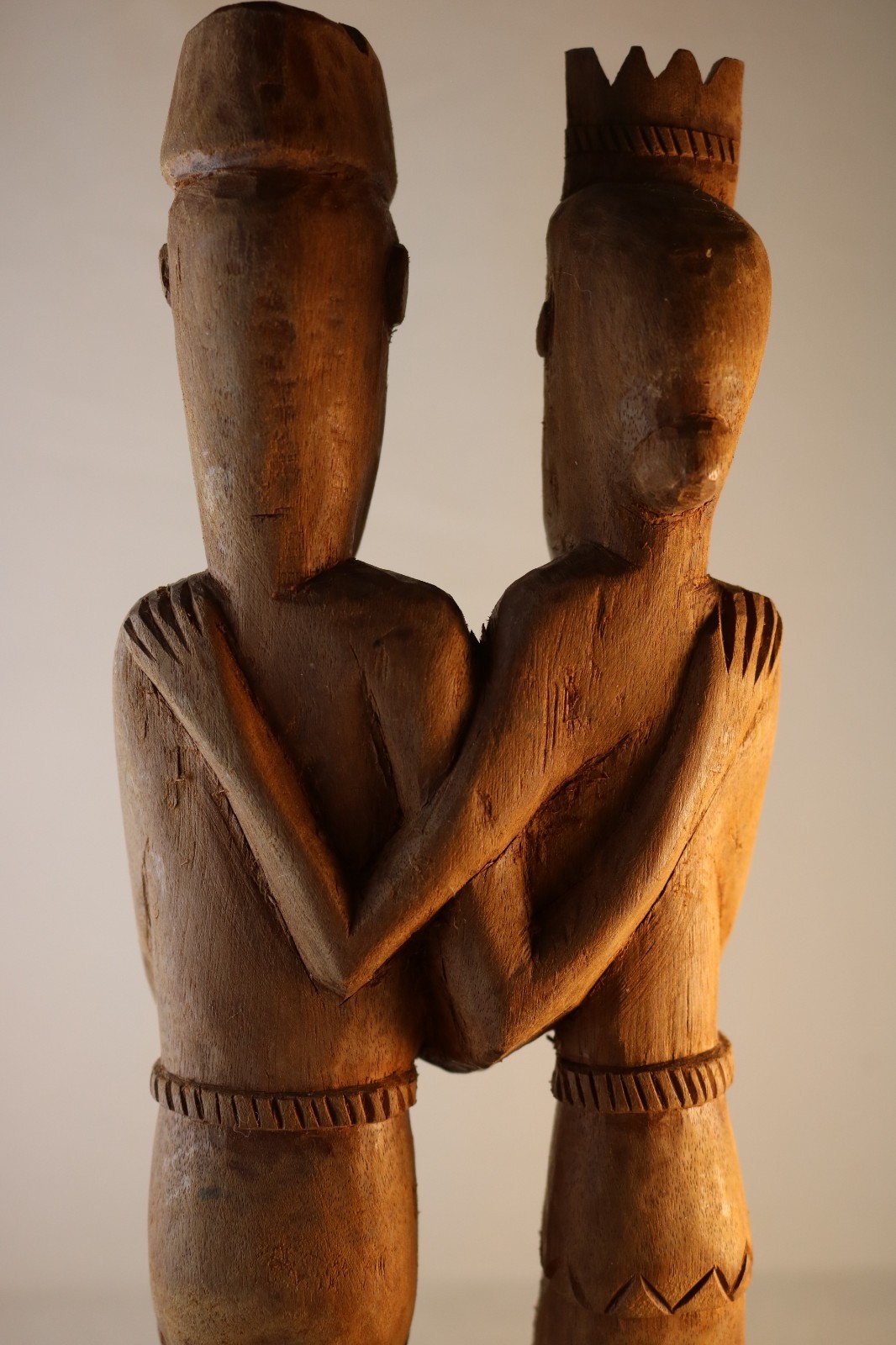 RARE 12” One Piece Wood Carving Atauro Style Unity Couple Tribal Ancestor Art