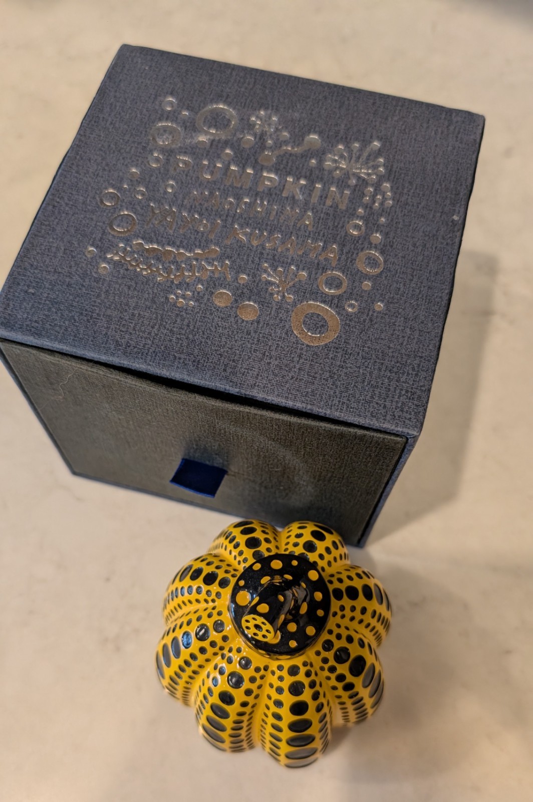 Yayoi Kusama Pumpkin Yellow Japan Naoshima Limited Edition BLUE Box New