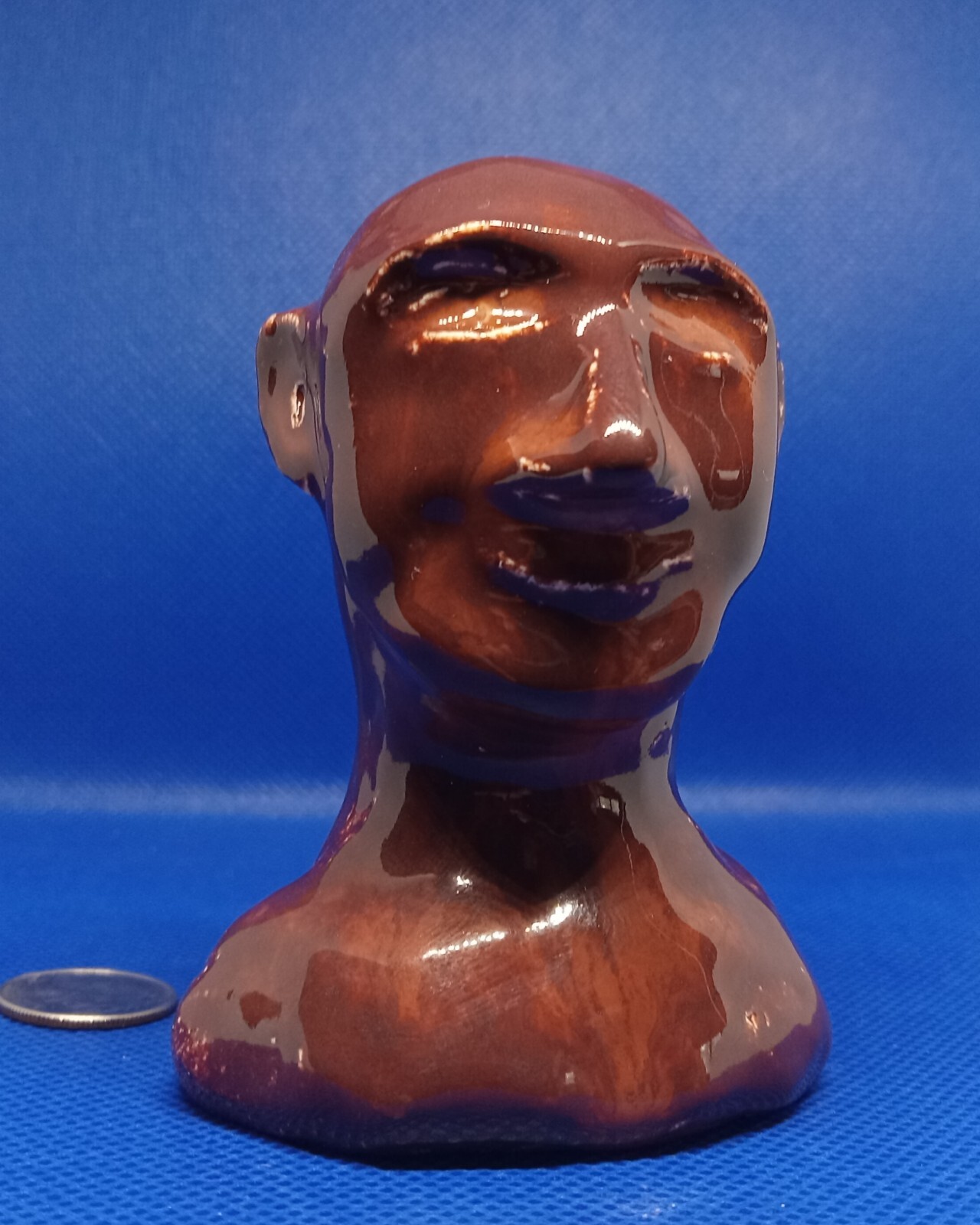 « Octavius » – Clay sculpture. Signed. Hand made and glazed. It is enigmatic…