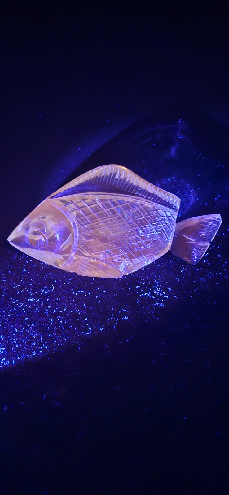 Carved Crystal Art Glass Fish Light Mint 3.75 X 7 Inches 1.75 Wide. Criss-cross