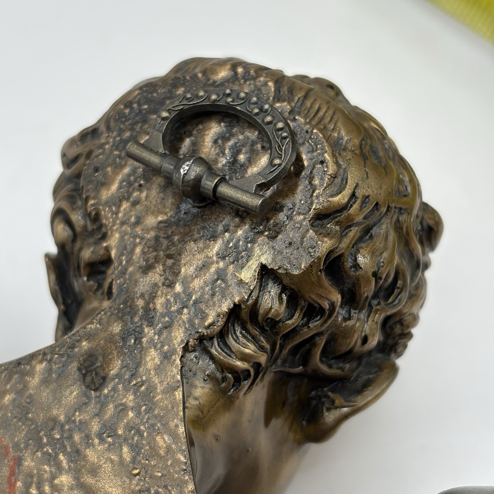 Vintage Style Cherub Angel Wall Plaque Bust Floral Detail Metal Home Decor